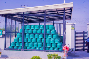 cylinder storage cage